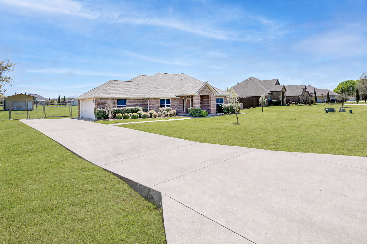 CountryView driveway