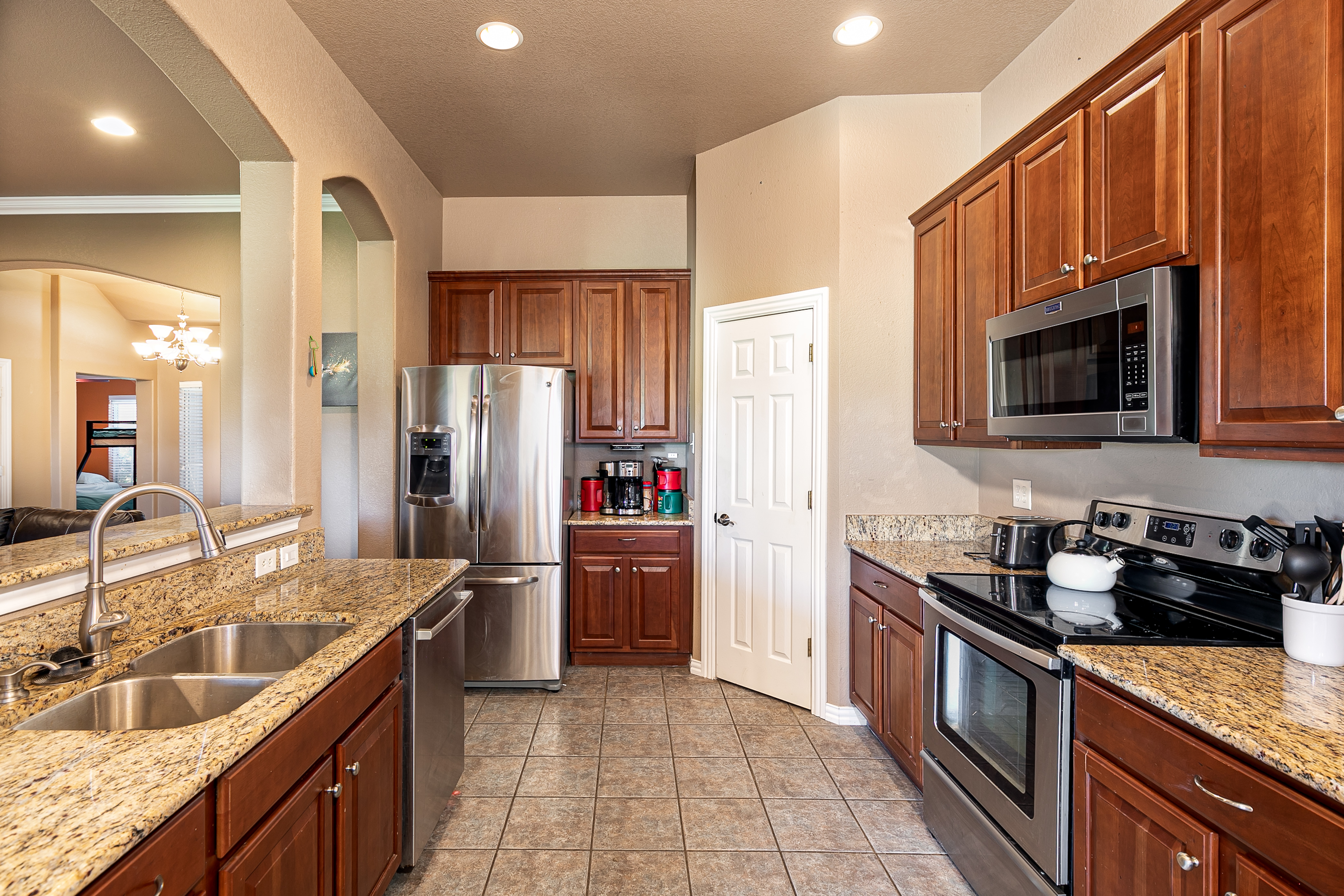 CountryView kitchen